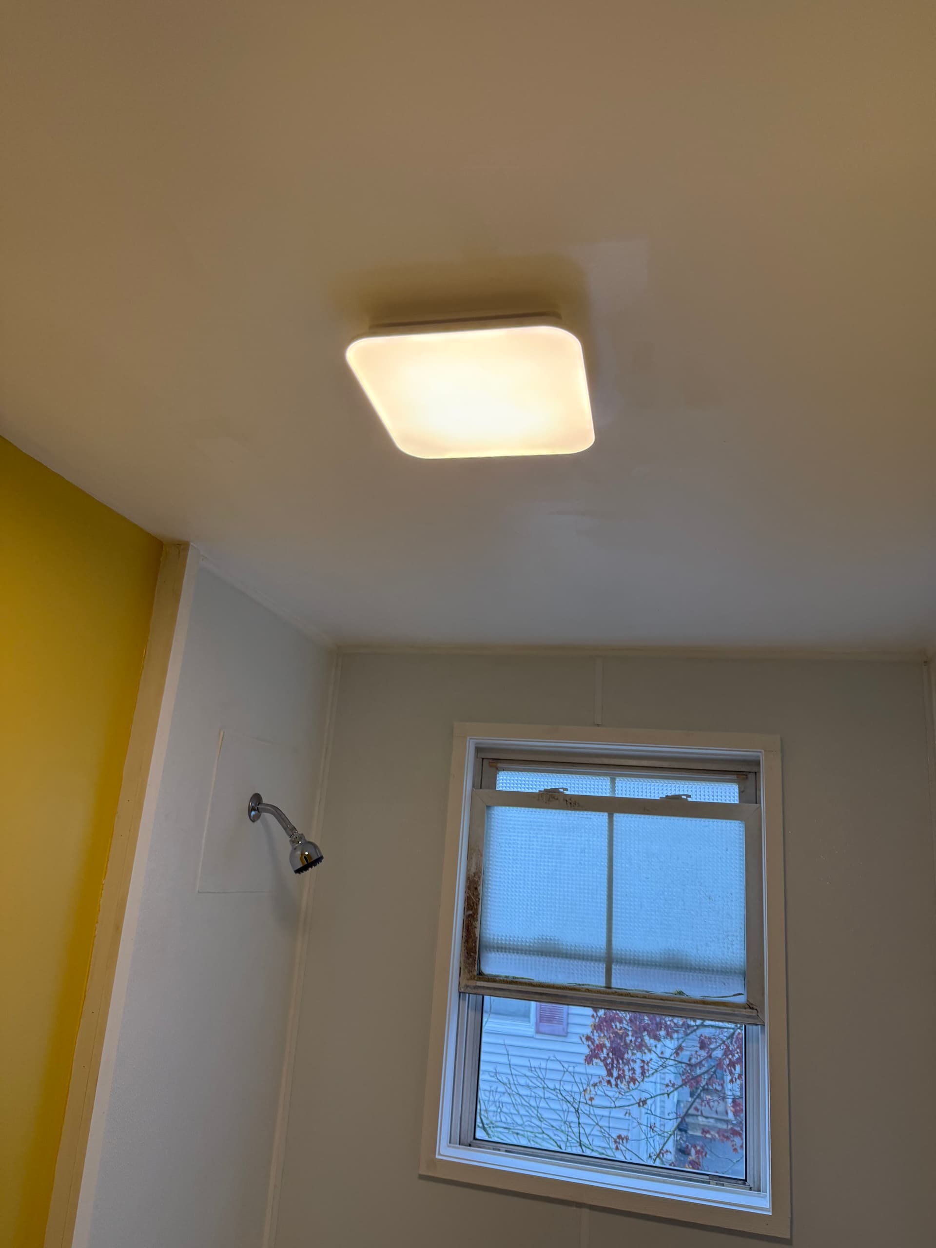 Tub Surround Replacement Done Right image